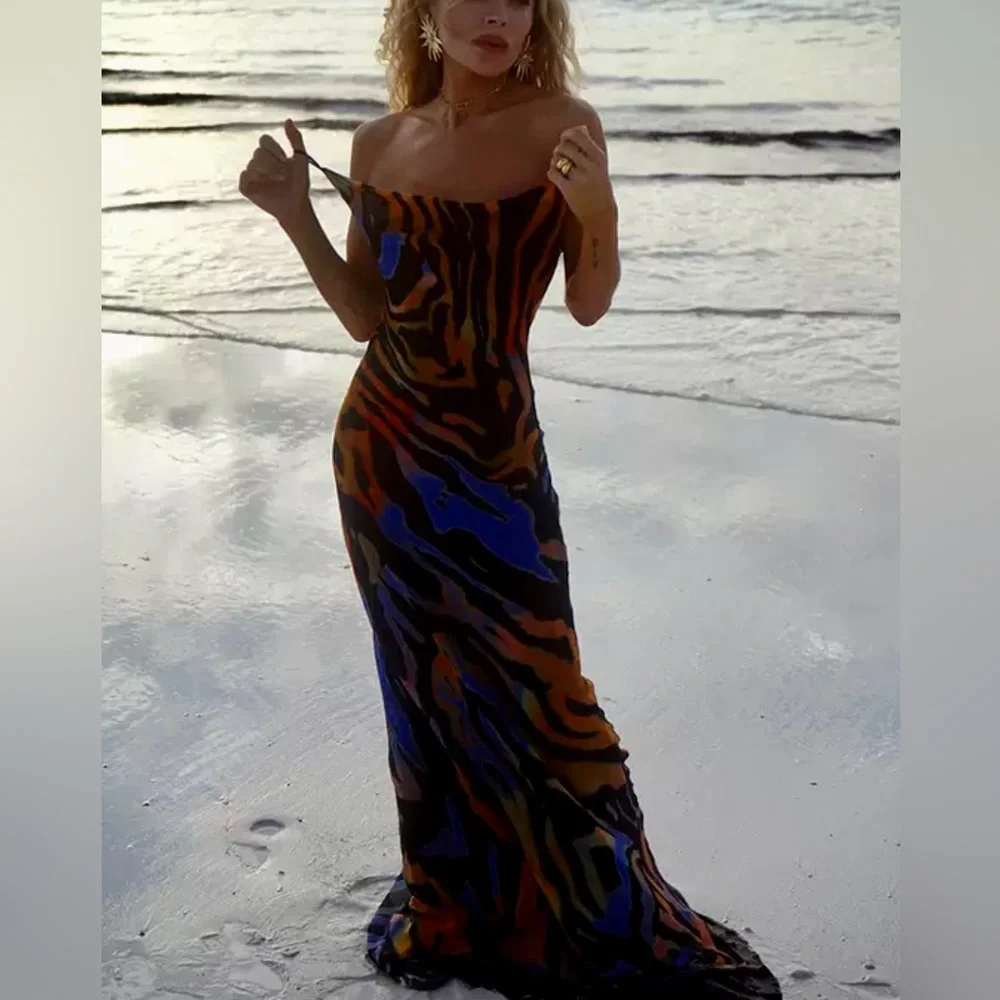 A Summer Romance Sexy Backless Tiger Maxi Dress - Picture 8 of 15